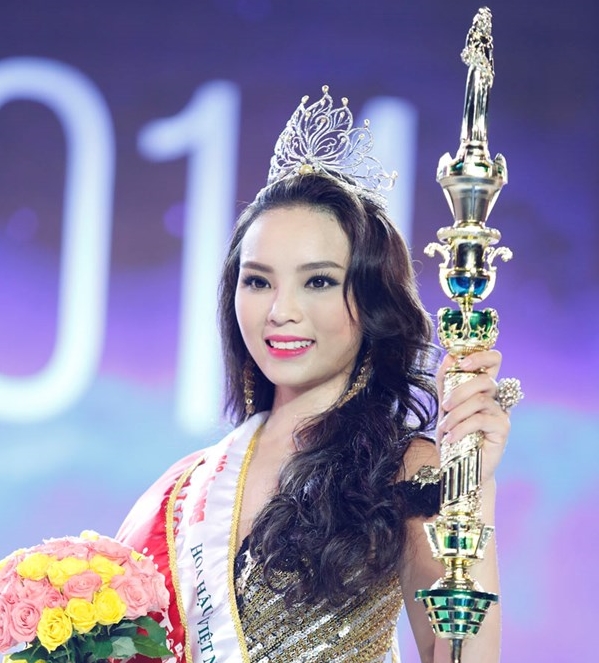 นางสาว เหงียนกาวกี่เยวียนคว้ามงกฏในการประกวดมิสเวียดนามปี2014